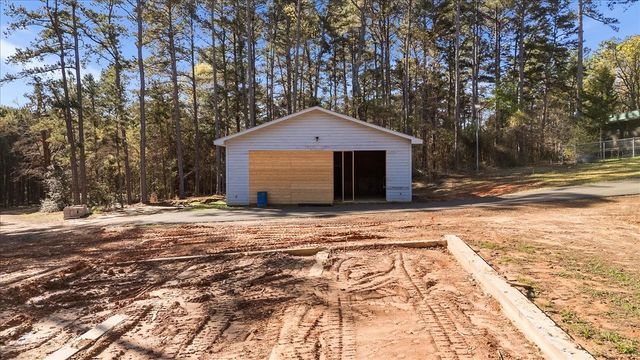 6990 Pin Oak Road, Big Sandy, TX 75755