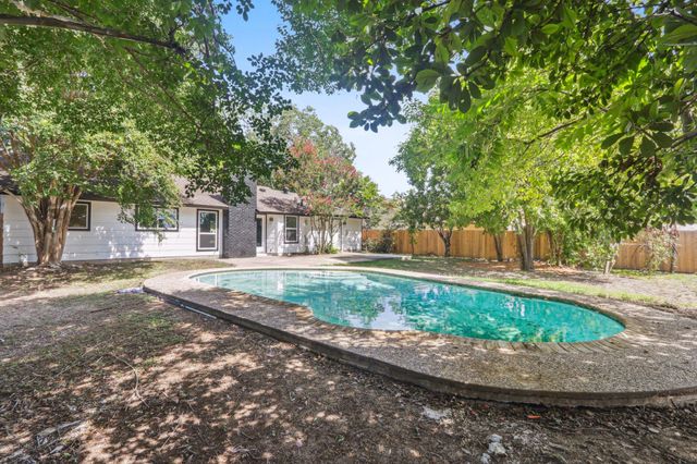 9807 Kendal DR, Austin, TX 78753