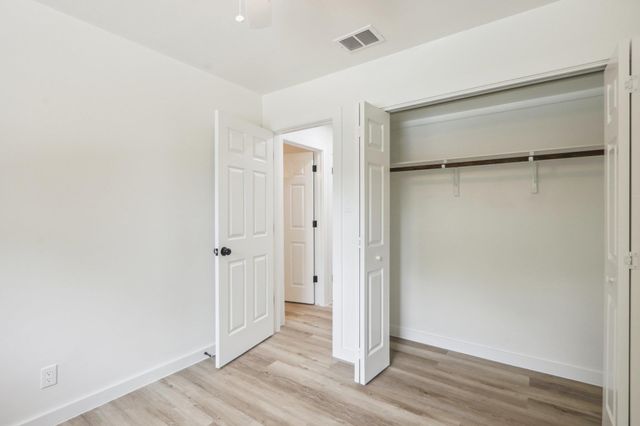 9807 Kendal DR, Austin, TX 78753