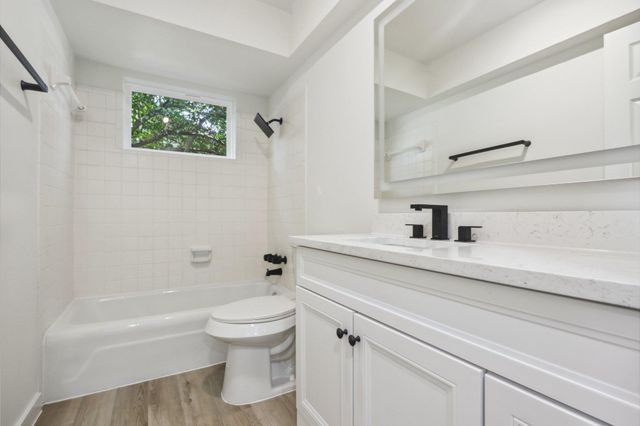 9807 Kendal DR, Austin, TX 78753