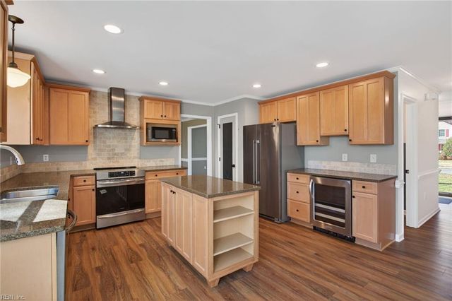 317 Lakeland CRES, Yorktown, VA 23693