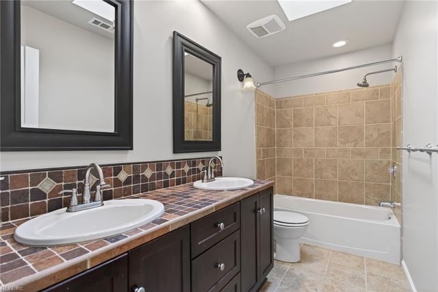 317 Lakeland CRES, Yorktown, VA 23693