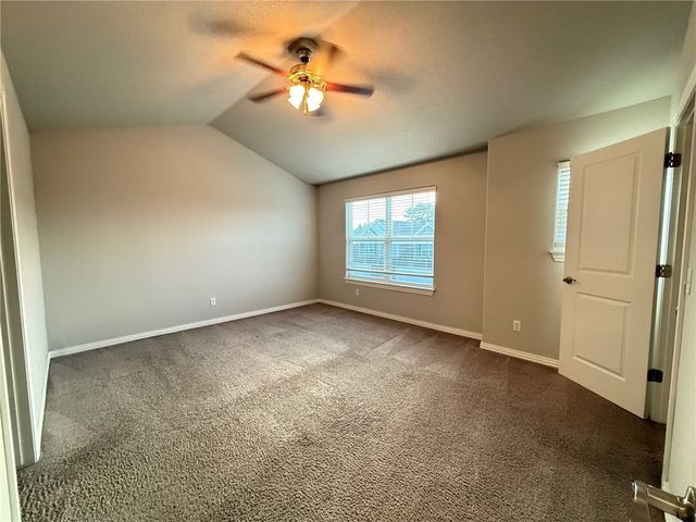 2731 Kilimanjaro Way, Rogers, AR 72758