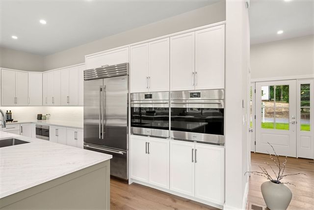 22 Wyman Rd, Lexington, MA 02420