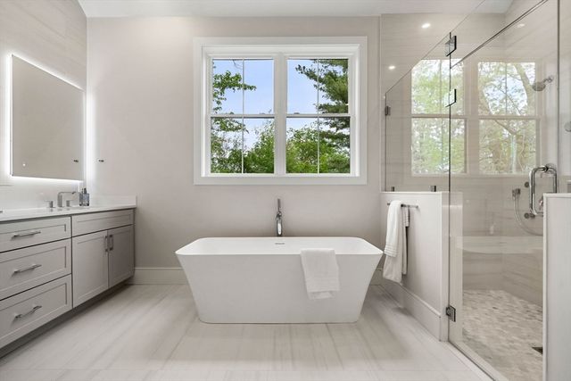 22 Wyman Rd, Lexington, MA 02420