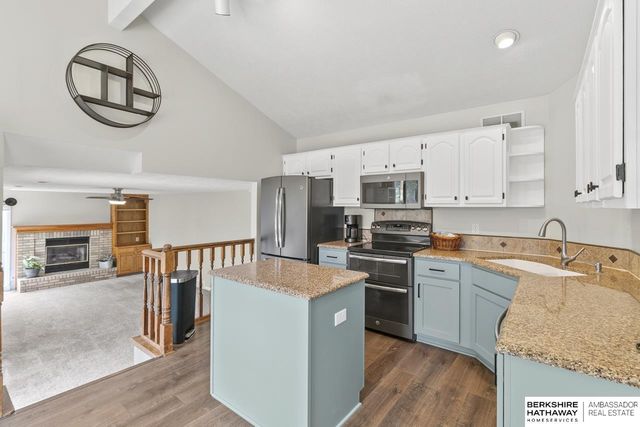 16558 Washington Street, Omaha, NE 68135
