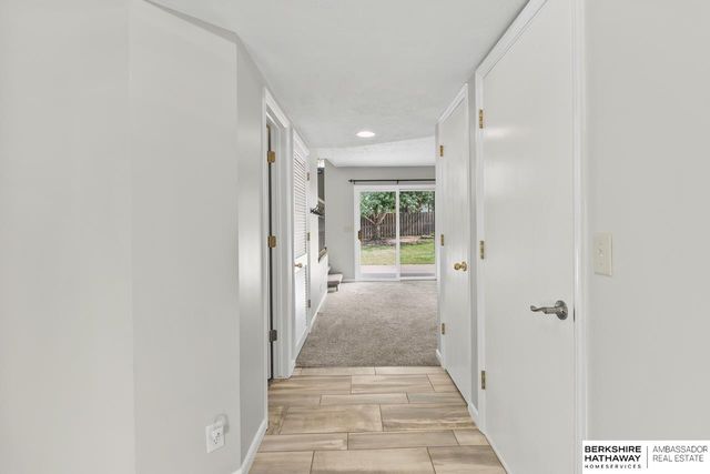 16558 Washington Street, Omaha, NE 68135