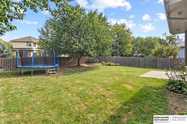 16558 Washington Street, Omaha, NE 68135