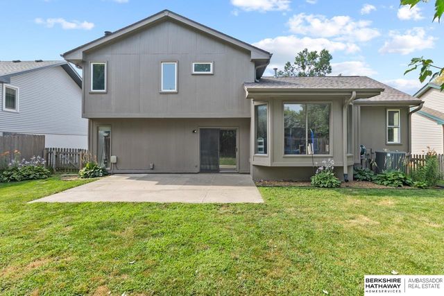 16558 Washington Street, Omaha, NE 68135