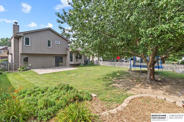 16558 Washington Street, Omaha, NE 68135