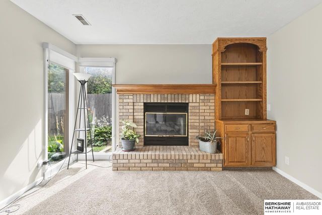16558 Washington Street, Omaha, NE 68135