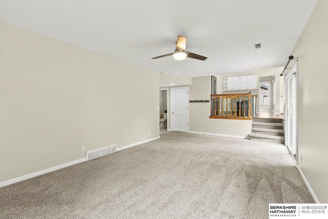 16558 Washington Street, Omaha, NE 68135
