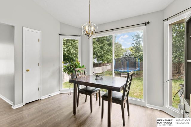 16558 Washington Street, Omaha, NE 68135