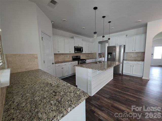 3025 Oakmere Road, Waxhaw, NC 28173