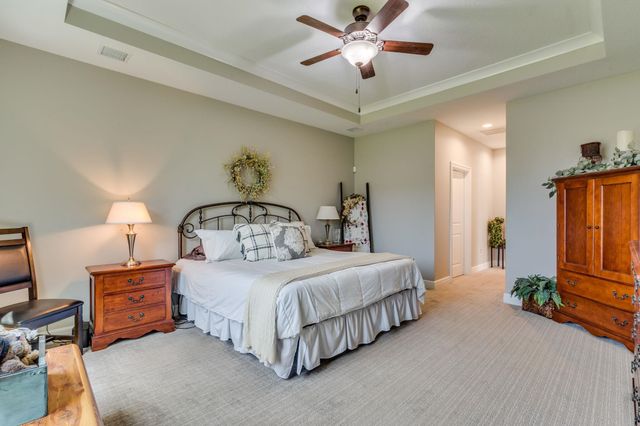 6509 W Collina St, Wichita, KS 67205