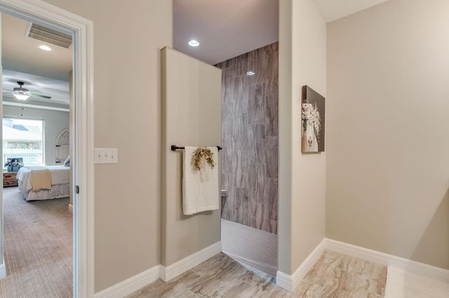 6509 W Collina St, Wichita, KS 67205
