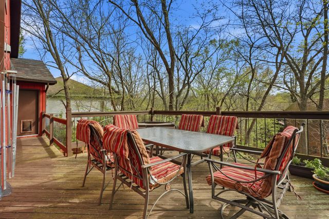 2208 OAK CLIFF DR, Columbia, MO 65203
