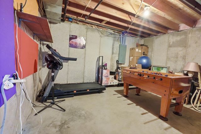 2208 OAK CLIFF DR, Columbia, MO 65203
