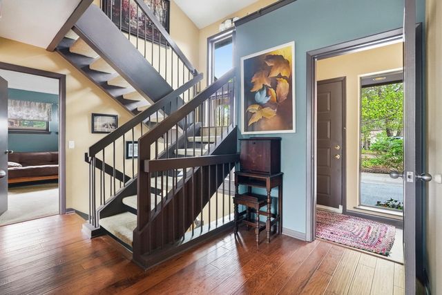 2208 OAK CLIFF DR, Columbia, MO 65203