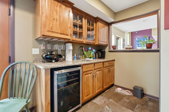 2208 OAK CLIFF DR, Columbia, MO 65203