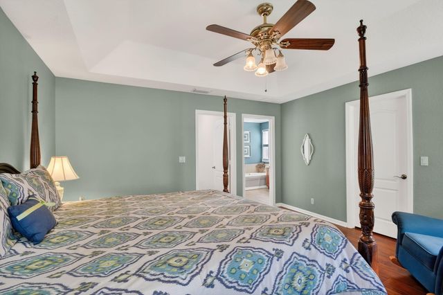 231 Berenger Walk, Royal Palm Beach, FL 33414