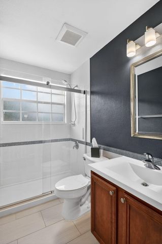 231 Berenger Walk, Royal Palm Beach, FL 33414