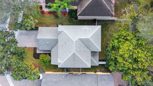 231 Berenger Walk, Royal Palm Beach, FL 33414