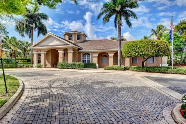 231 Berenger Walk, Royal Palm Beach, FL 33414