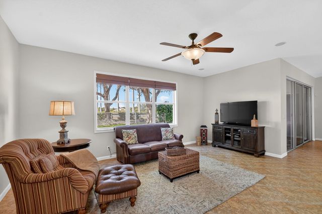 231 Berenger Walk, Royal Palm Beach, FL 33414