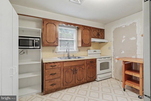 714 KENTON RD, Lancaster, PA 17601