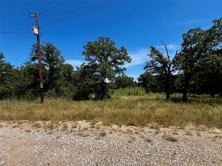 114 E Mojave Trail, Nocona, TX 76255