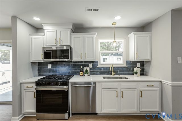 1100 Leslie Ann Dr, Henrico, VA 23223