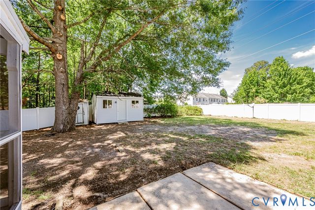 1100 Leslie Ann Dr, Henrico, VA 23223