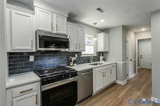 1100 Leslie Ann Dr, Henrico, VA 23223