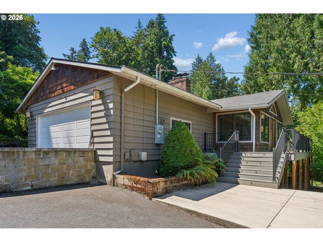 1046 Sw PALATINE St, Portland, OR 97219