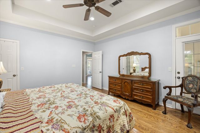 1712 Bent Tree Court, Granbury, TX 76049