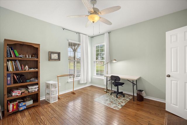 1712 Bent Tree Court, Granbury, TX 76049