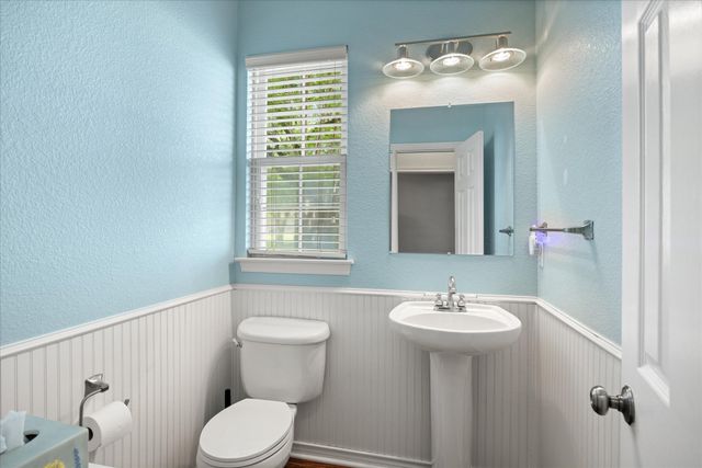 1712 Bent Tree Court, Granbury, TX 76049
