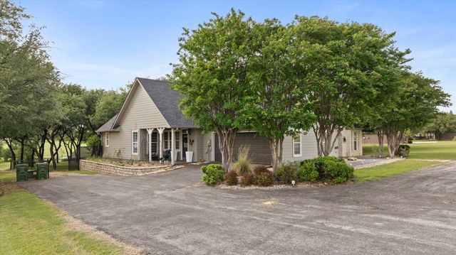 1712 Bent Tree Court, Granbury, TX 76049