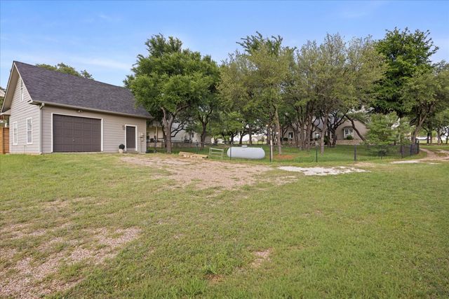 1712 Bent Tree Court, Granbury, TX 76049