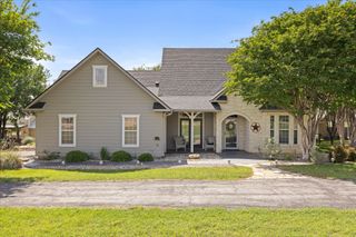 1712 Bent Tree Court, Granbury, TX 76049