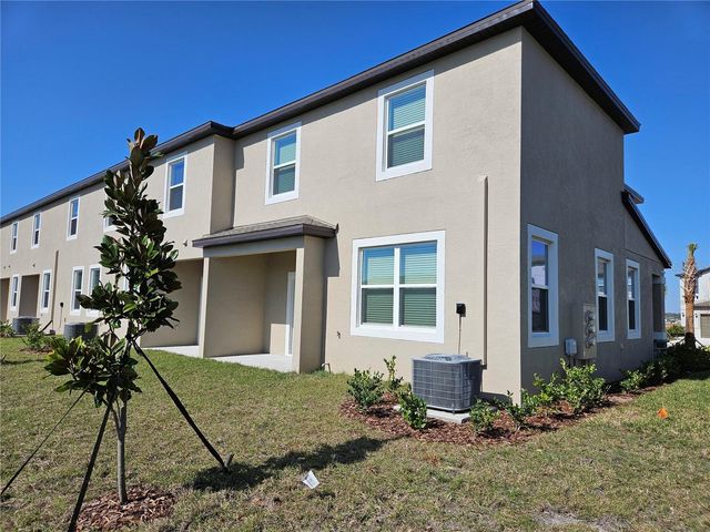 32112 POWDERPUFF MIMOSA DRIVE, San Antonio, FL 33576