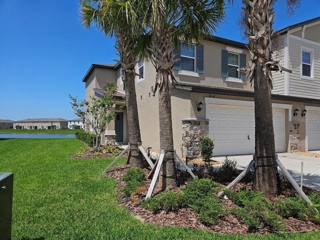 32112 POWDERPUFF MIMOSA DRIVE, San Antonio, FL 33576