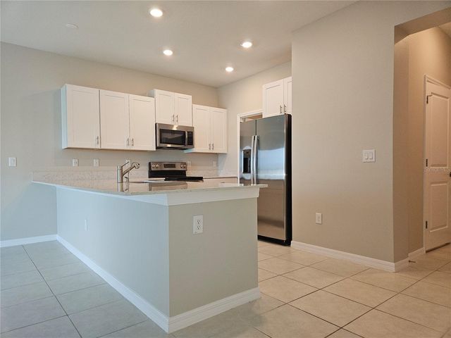 32112 POWDERPUFF MIMOSA DRIVE, San Antonio, FL 33576