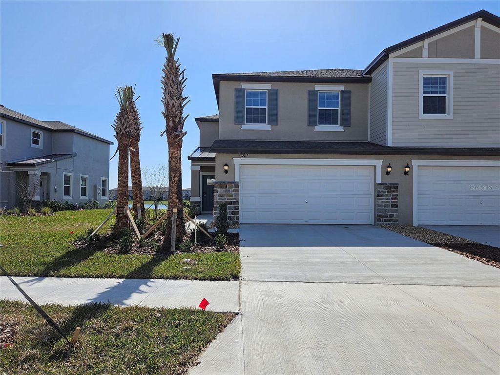 32112 POWDERPUFF MIMOSA DRIVE, San Antonio, FL 33576