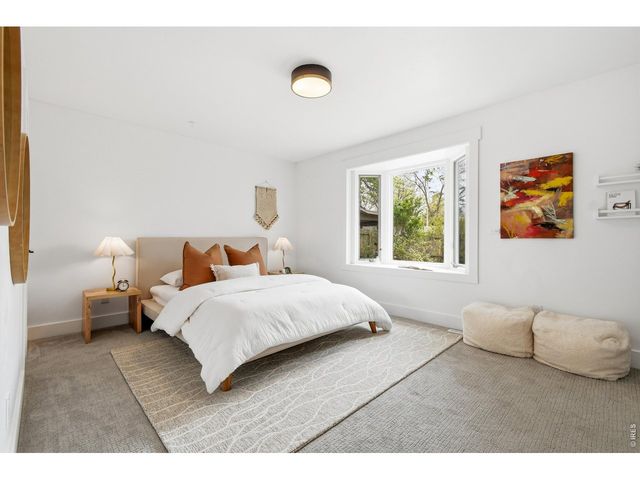 7489 Mount Meeker Rd, Longmont, CO 80503