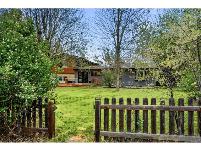 7489 Mount Meeker Rd, Longmont, CO 80503