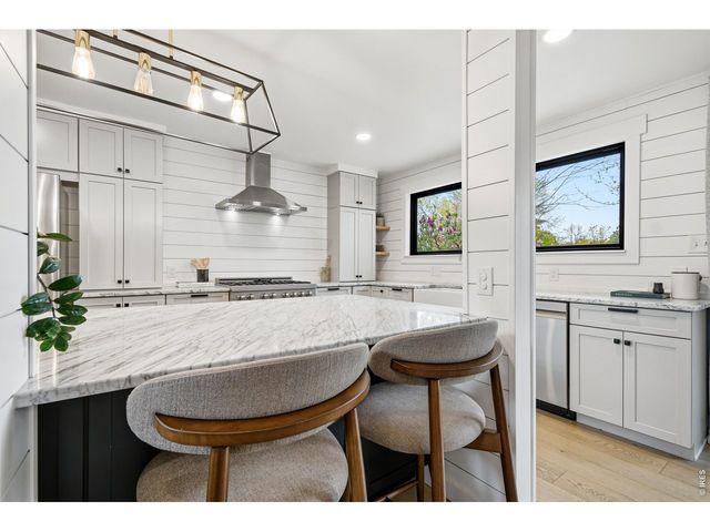 7489 Mount Meeker Rd, Longmont, CO 80503