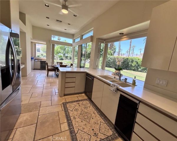 44100 LAKESIDE DR, Indian Wells, CA 92210