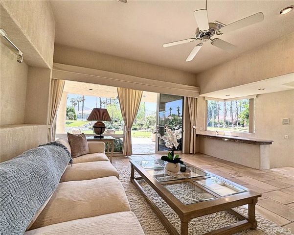 44100 LAKESIDE DR, Indian Wells, CA 92210
